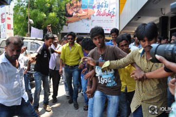 Pyaar Mein Padipoyane Movie Success Tour